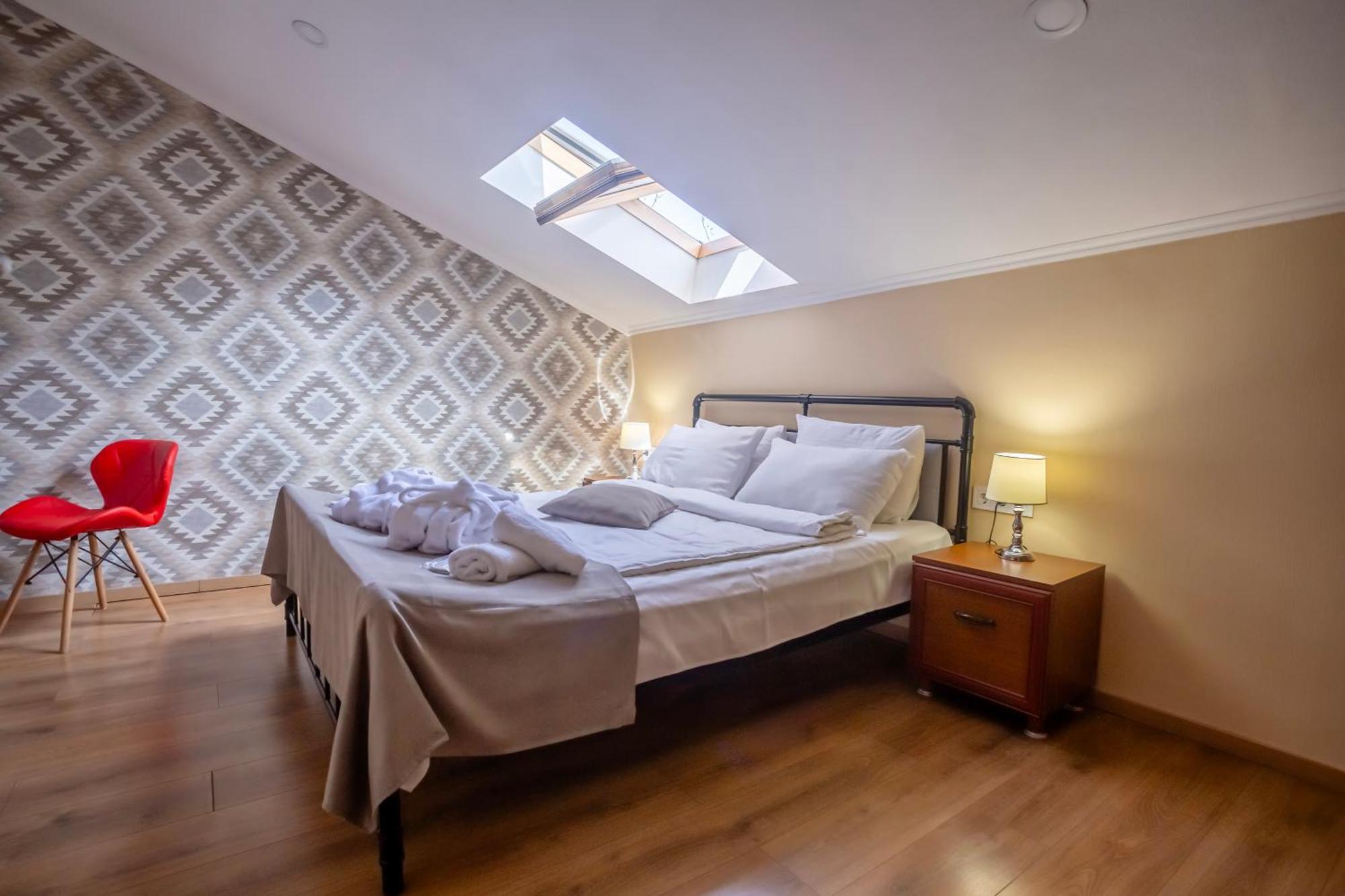 Hotel Middleton ティビリシ エクステリア 写真