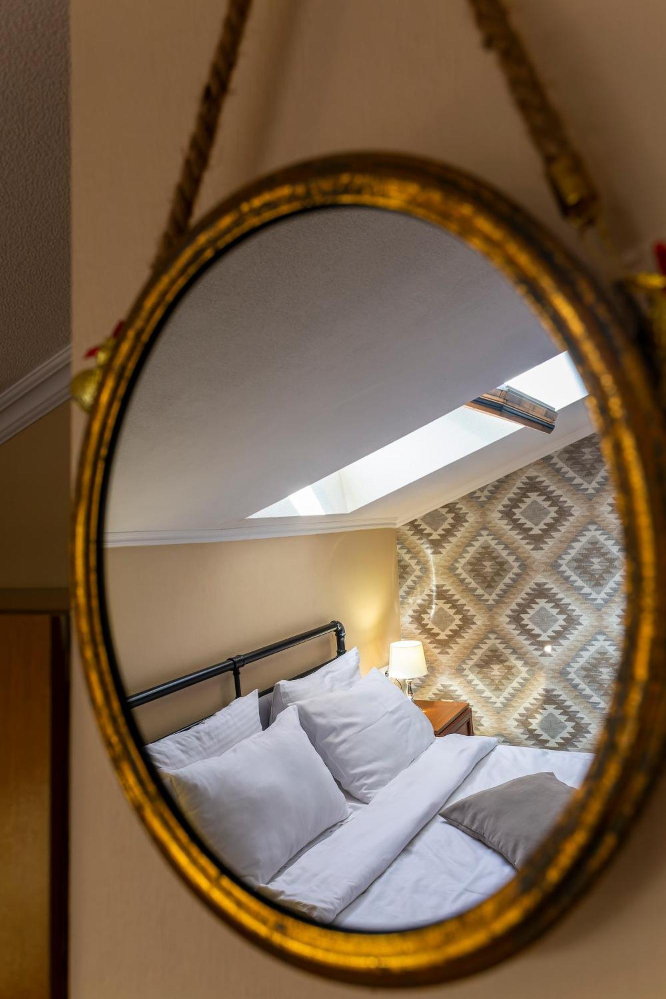 Hotel Middleton ティビリシ エクステリア 写真